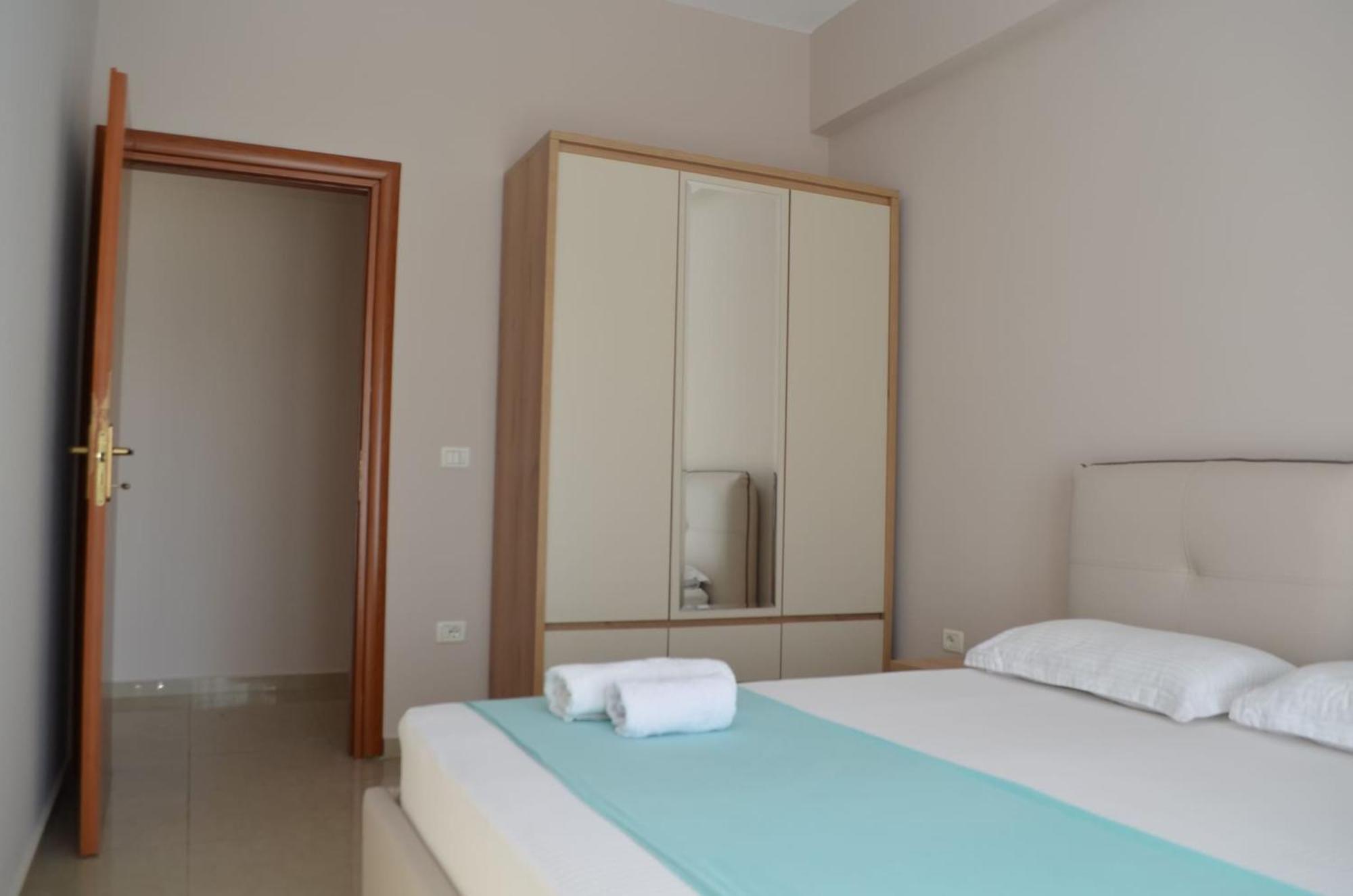 Saint Tropez Apartment Sarande Luaran gambar